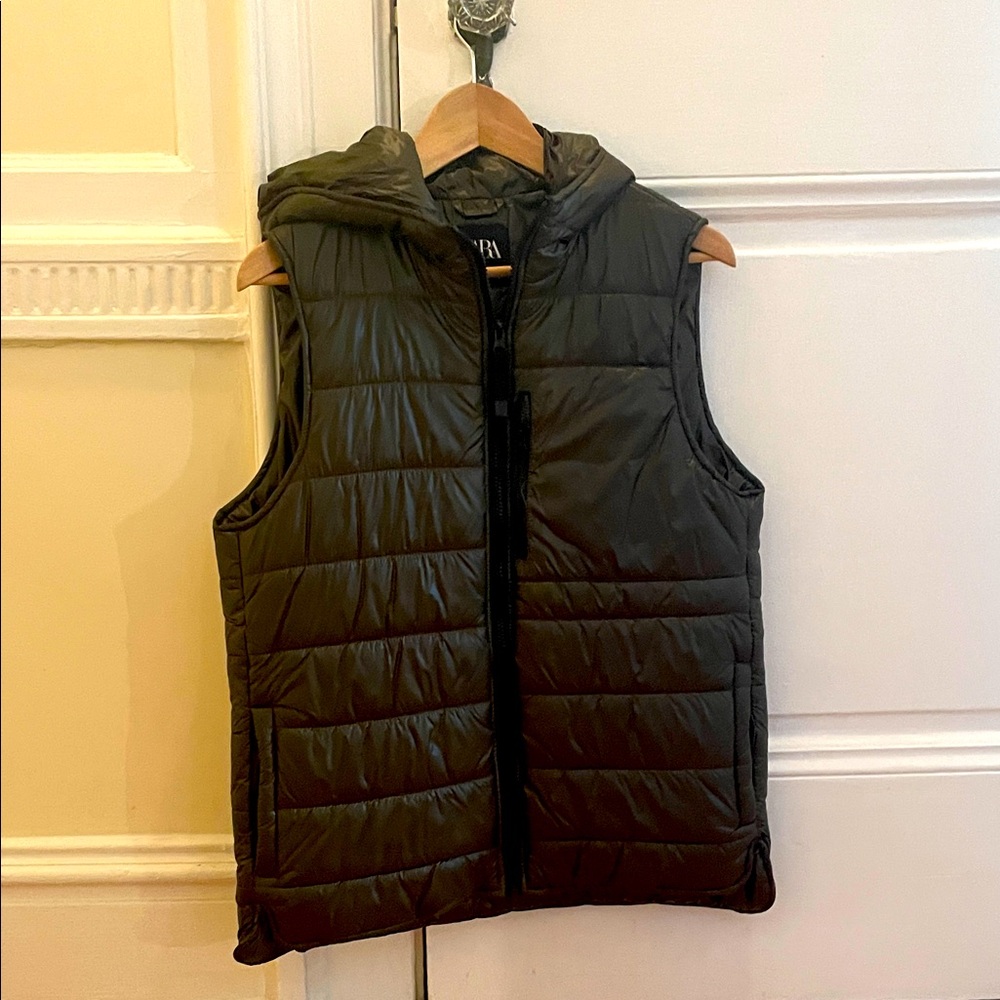 Zara Dark Green Hooded Puffer Vest